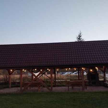 Checz Goscinna- Pokoje,Sauna,Jacuzzi, Sala Konferencyjna Grzybno 外观 照片