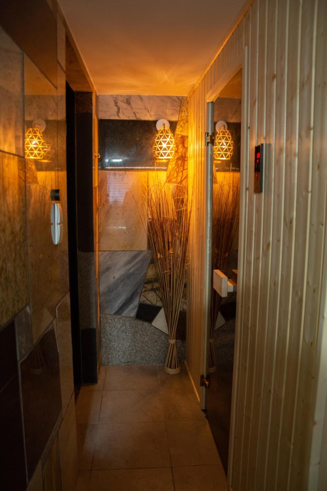 Checz Goscinna- Pokoje,Sauna,Jacuzzi, Sala Konferencyjna Grzybno 外观 照片