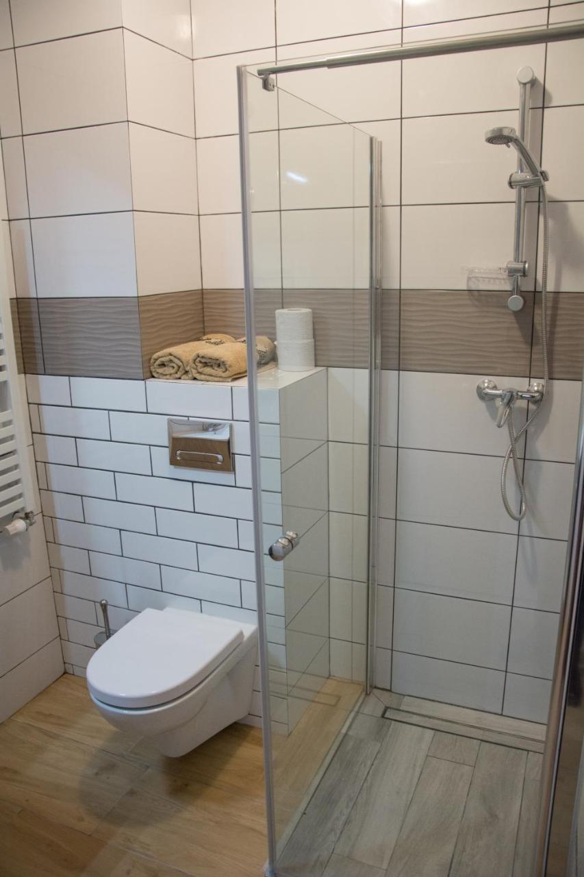 Checz Goscinna- Pokoje,Sauna,Jacuzzi, Sala Konferencyjna Grzybno 外观 照片