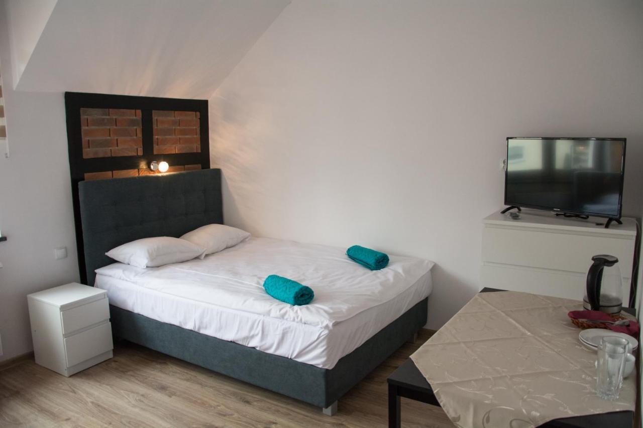 Checz Goscinna- Pokoje,Sauna,Jacuzzi, Sala Konferencyjna Grzybno 外观 照片