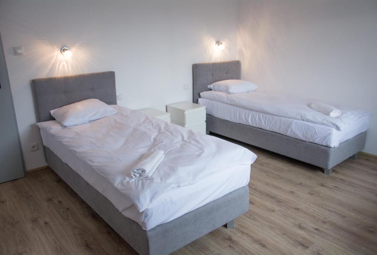 Checz Goscinna- Pokoje,Sauna,Jacuzzi, Sala Konferencyjna Grzybno 外观 照片
